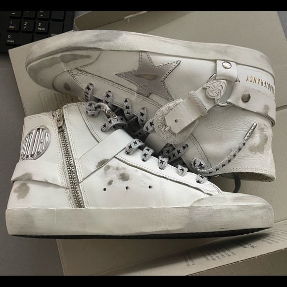 Meet your Posher, Leigh - Picture 3 of 8